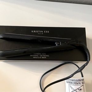 Kristin Ess Nano Black Mini Flat Iron
